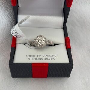 Sterling Silver Diamond Ring size 7